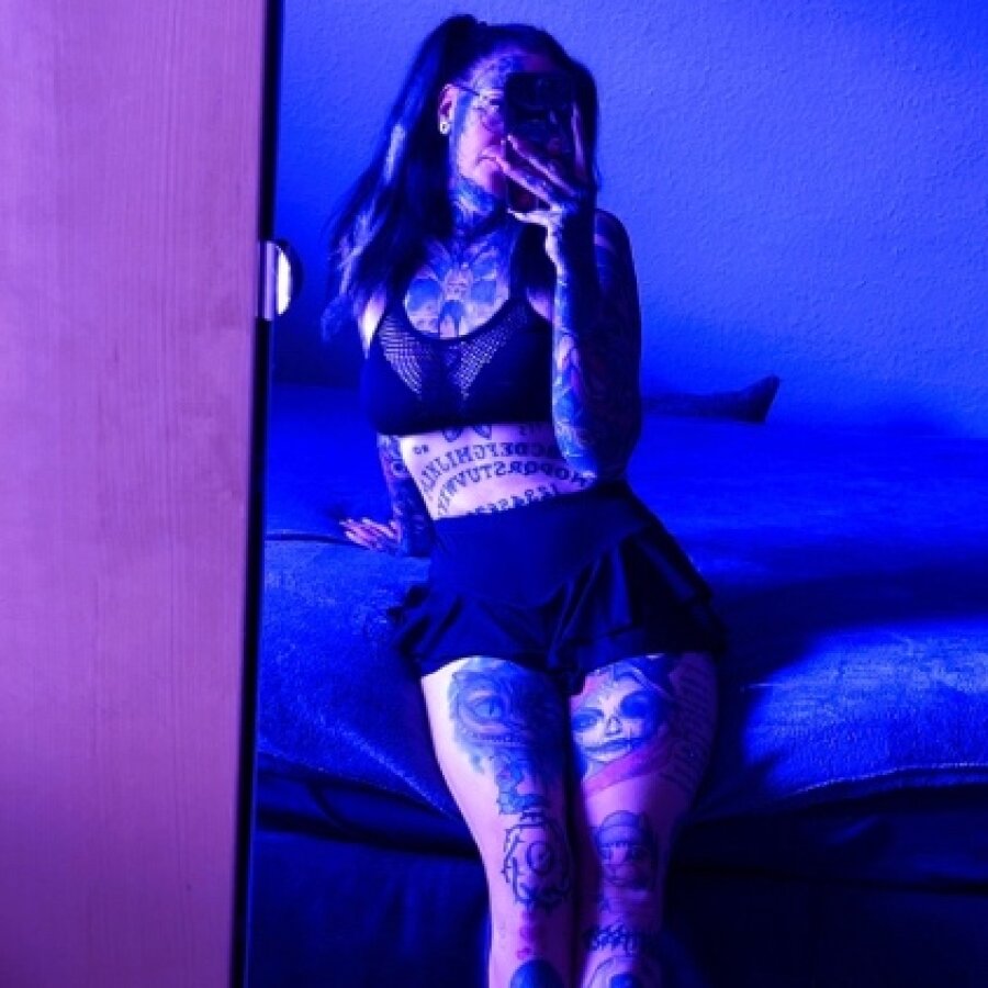 suicidoll – 4Based Creator