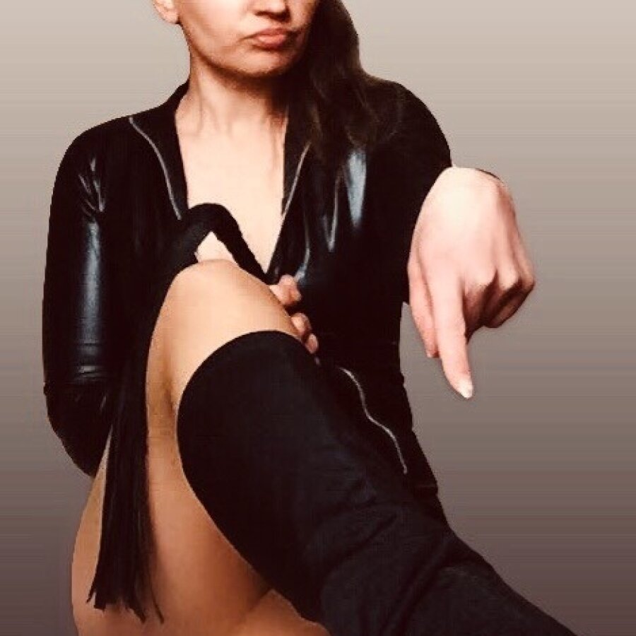 cuckoldresskriss90