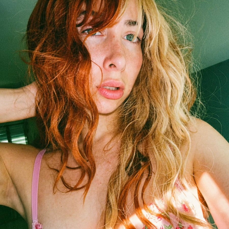 whothefuckislia – 4Based Creator