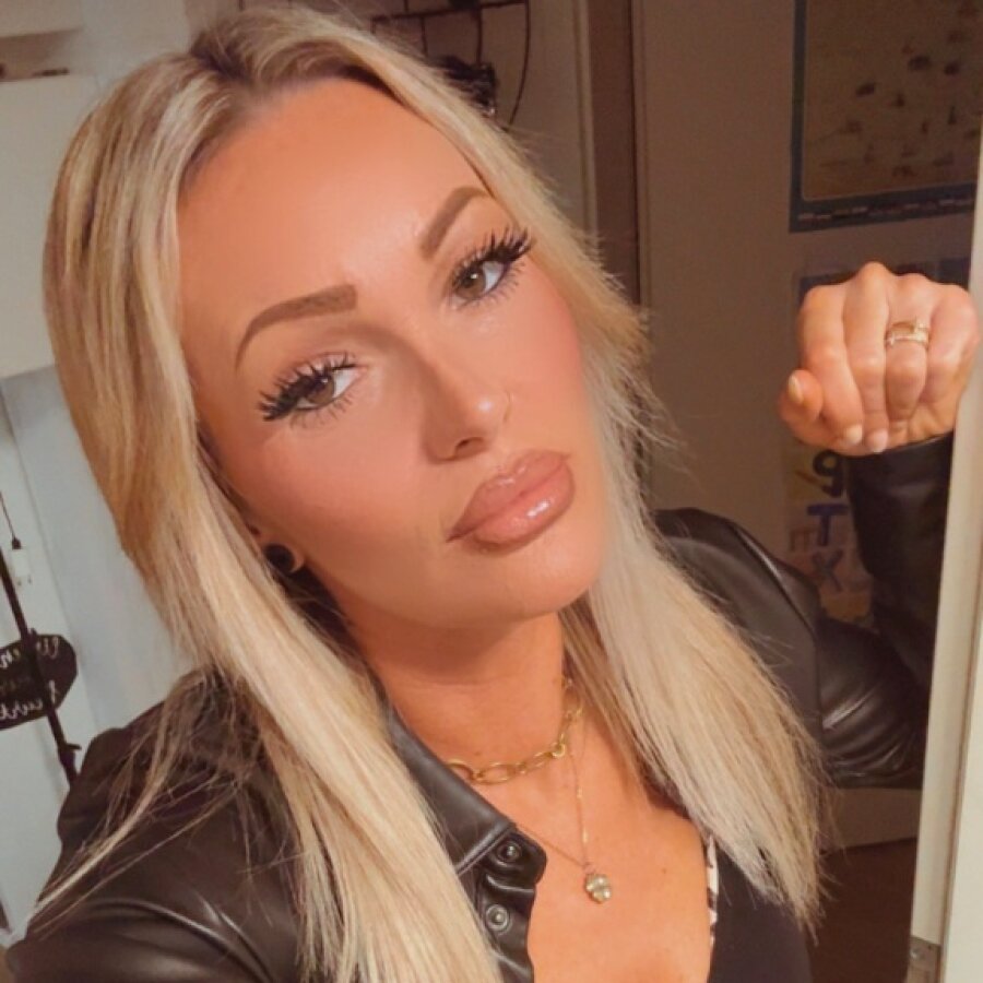 mandy17 – 4Based Creator