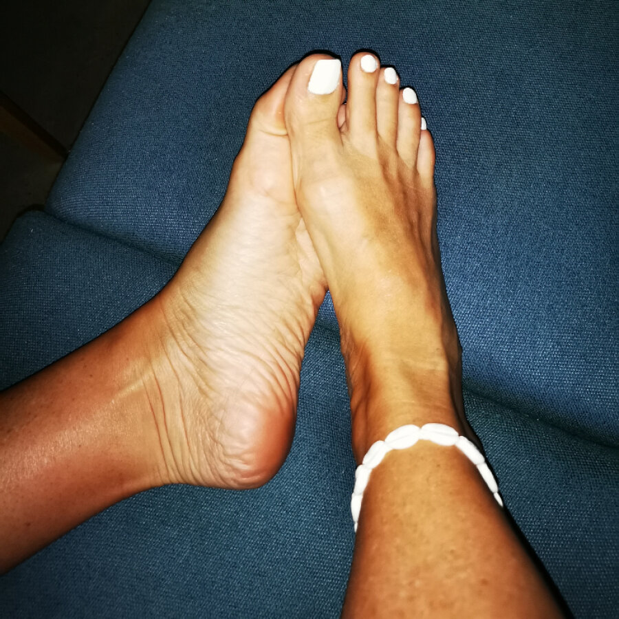 sweet_feets cover