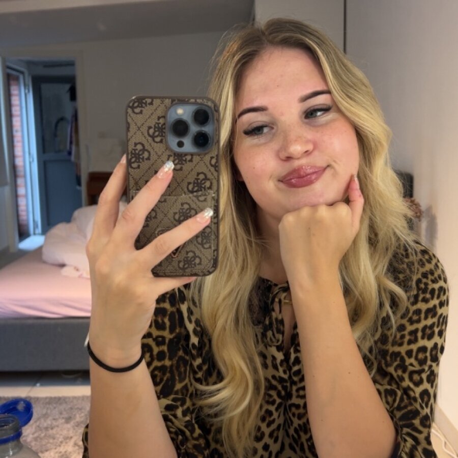 leonieblondiii cover