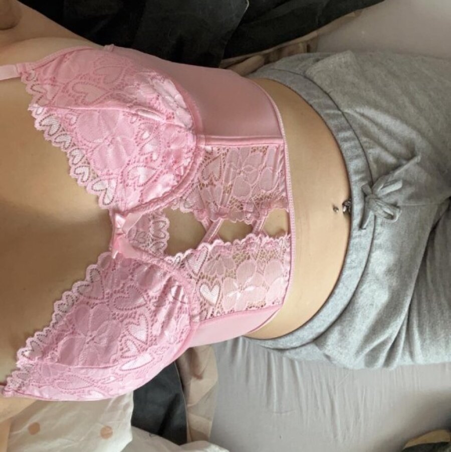 velvetn0va – 4Based Creator