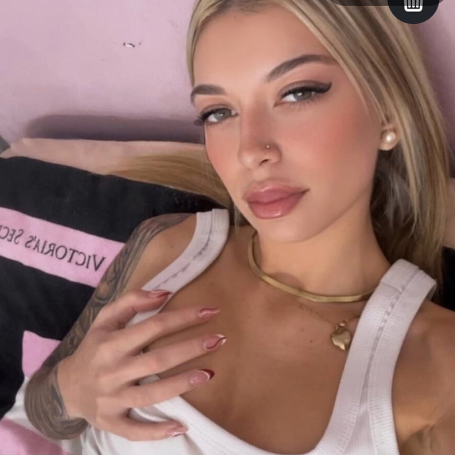 vanessa.bln – 4Based Creator