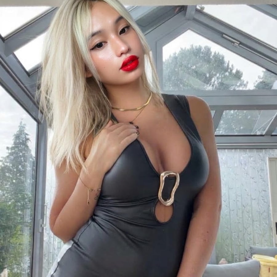 natasha_raya – 4Based Creator