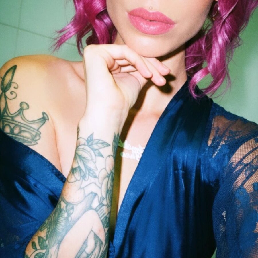laura_doll cover