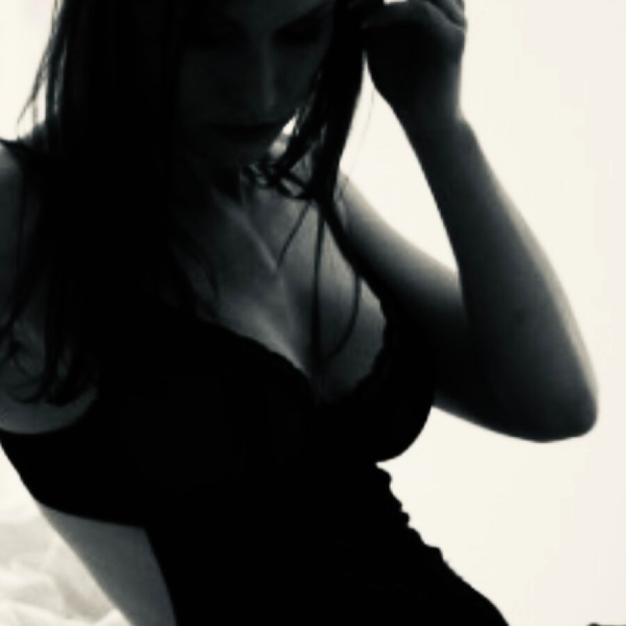 bella_risk – 4Based Creator