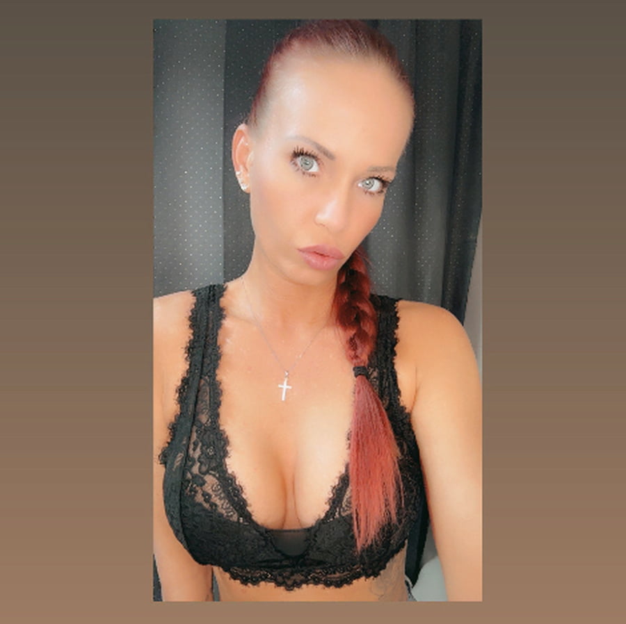 redheadgirl1932 – 4Based Creator