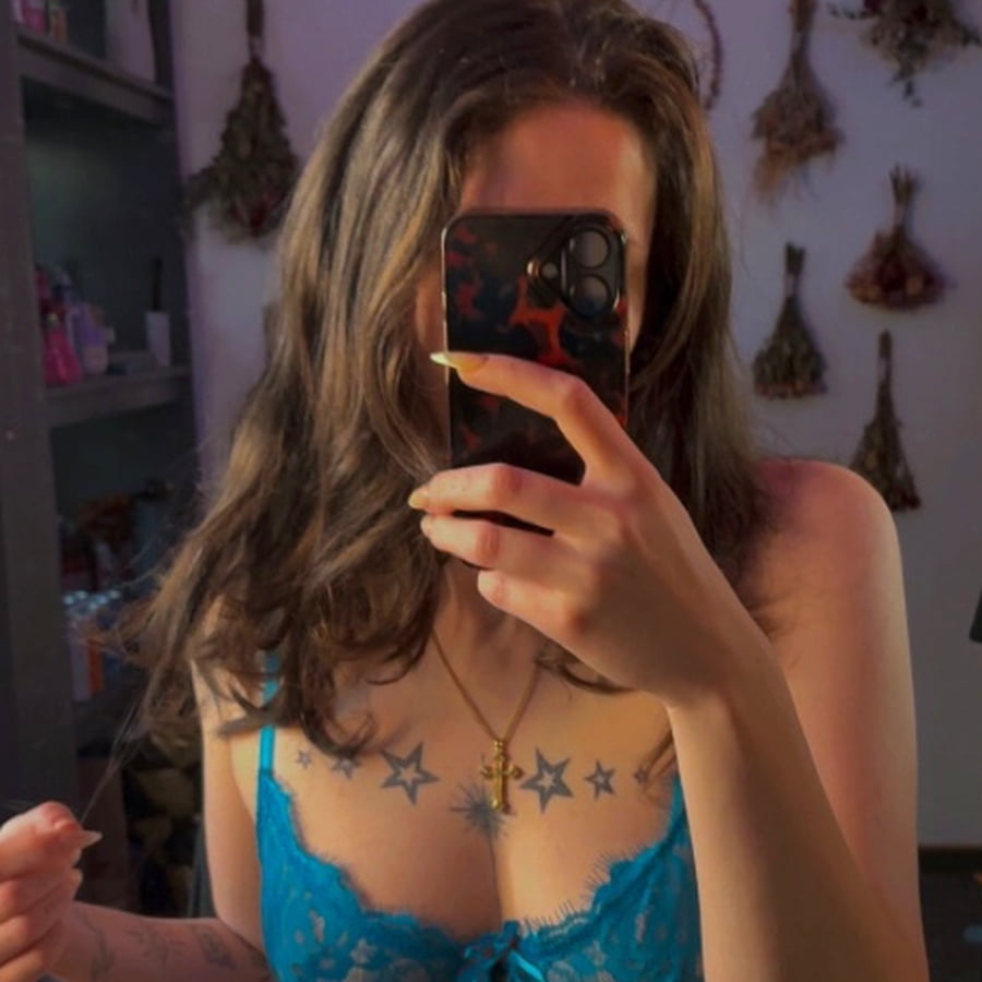 sarah.star – 4Based Creator
